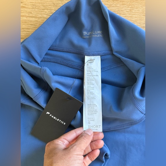 Fabletics Oasis PureLuxe High-Waisted Pocketed Kick Flare leggings- Small Short - Picture 4 of 6